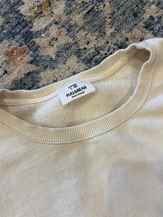 Pull&Bear Cream Raw-Edge Pocket Sweatshirt - Picture 10 of 10